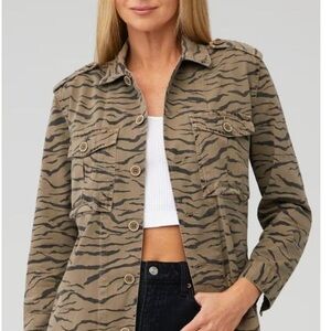 Pistola Utility Jacket‎ with Safari Style and Fitted Silhouette